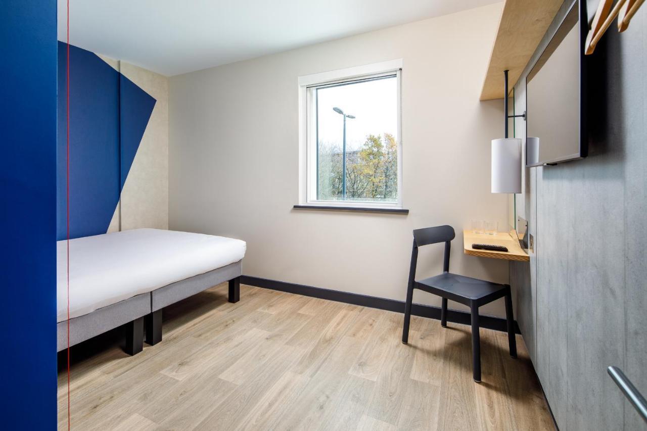 Ibis Budget Manchester Airport T2 헤일 외부 사진