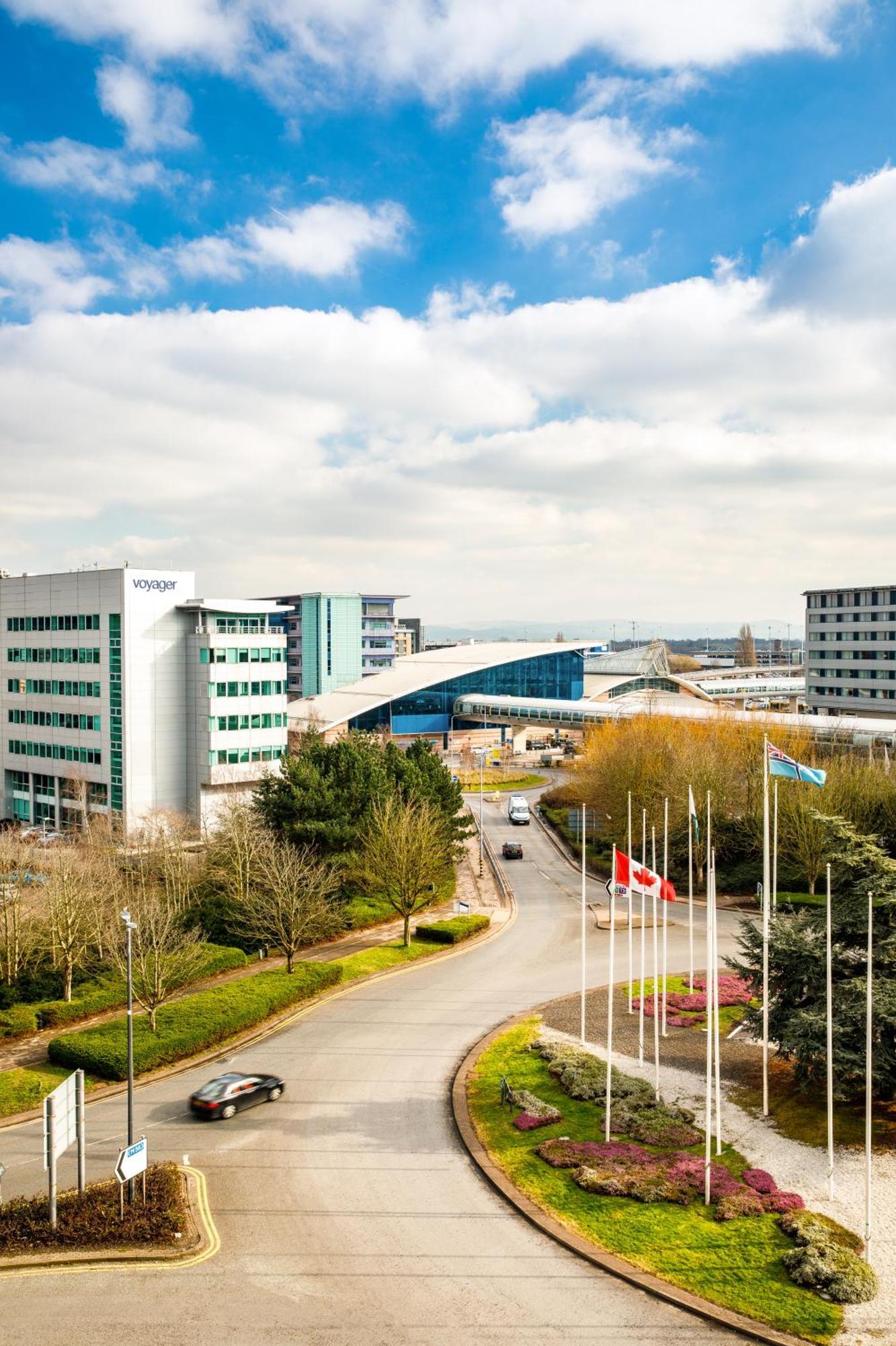 Ibis Budget Manchester Airport T2 헤일 외부 사진